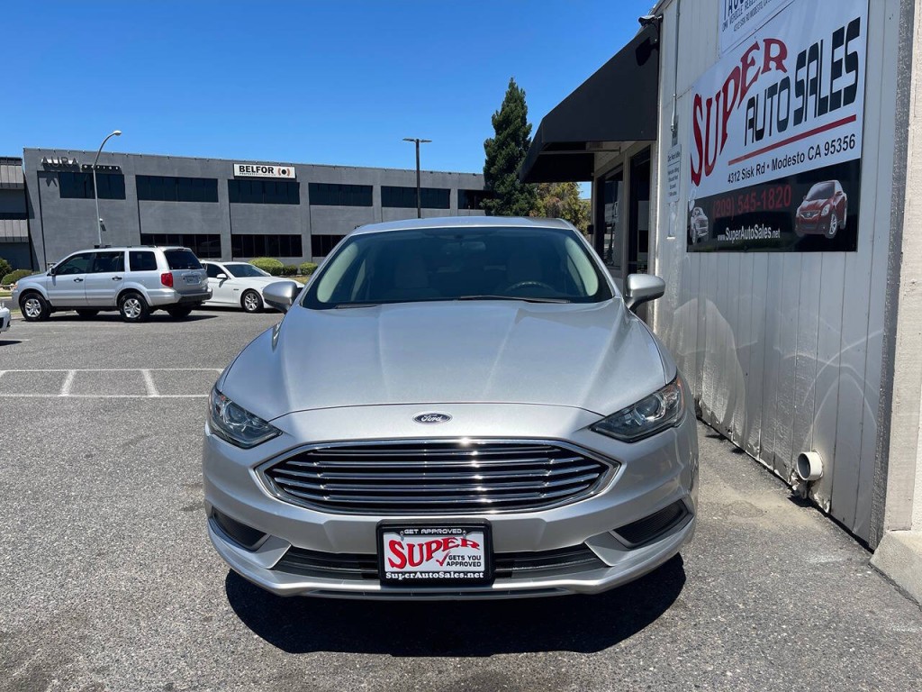 2017 Ford Fusion Image 4