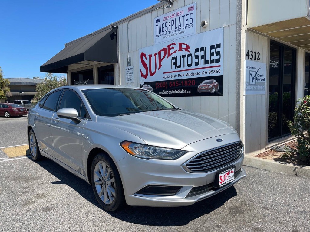2017 Ford Fusion Image 25