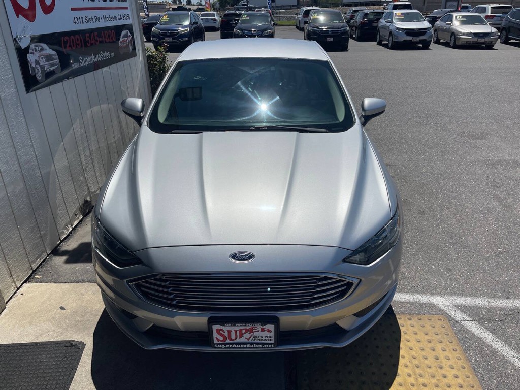 2017 Ford Fusion Image 27