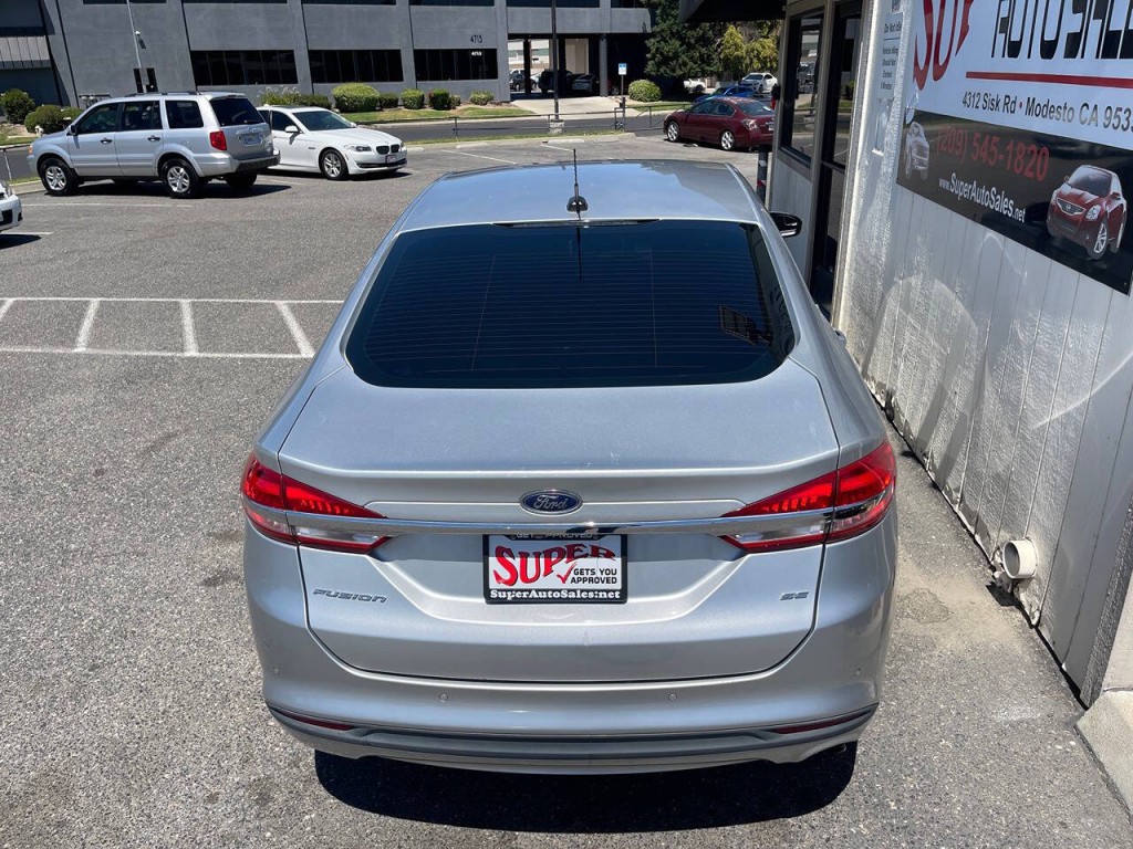 2017 Ford Fusion Image 28