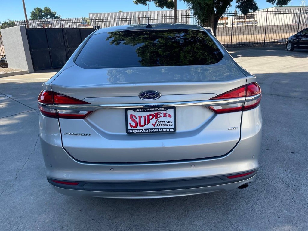 2017 Ford Fusion Image 52