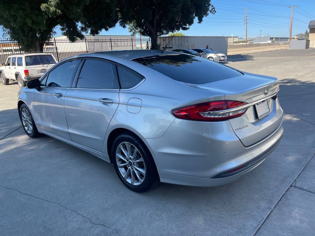 2017 Ford Fusion Image 53