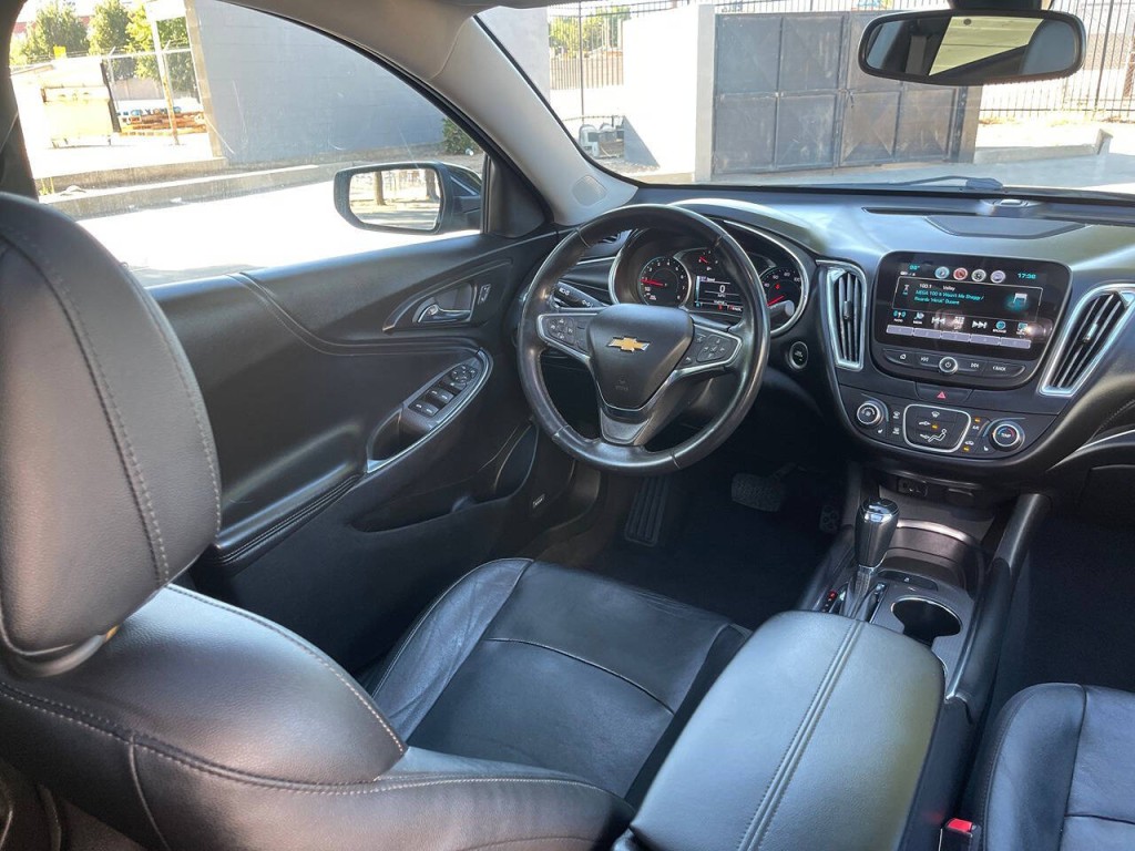2018 Chevrolet Malibu Image 16