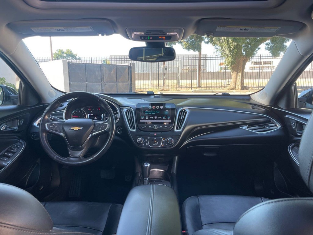 2018 Chevrolet Malibu Image 31
