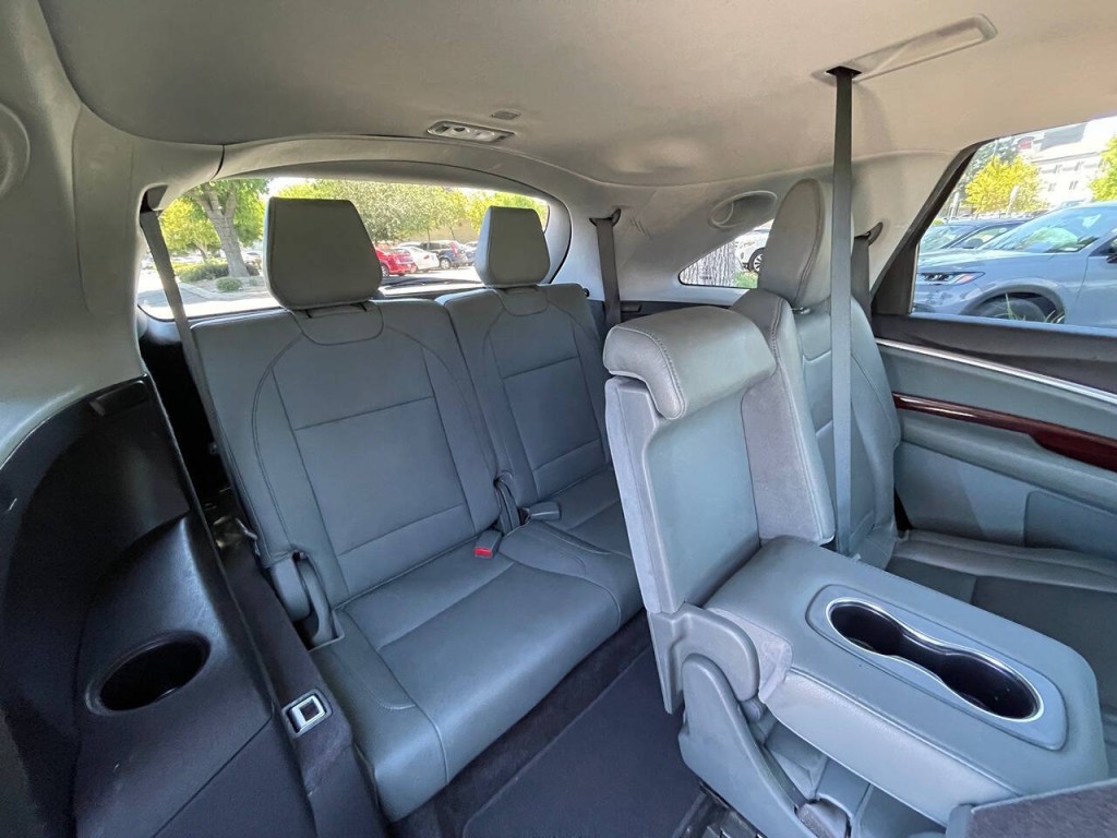 2016 Acura MDX Image 16