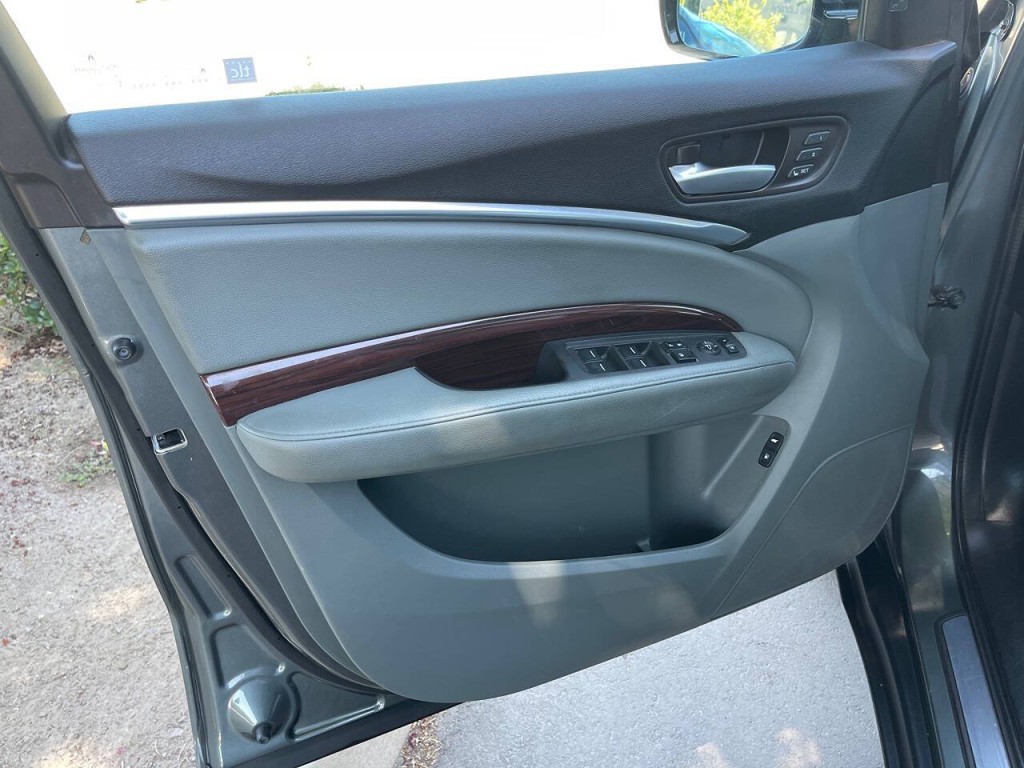 2016 Acura MDX Image 39