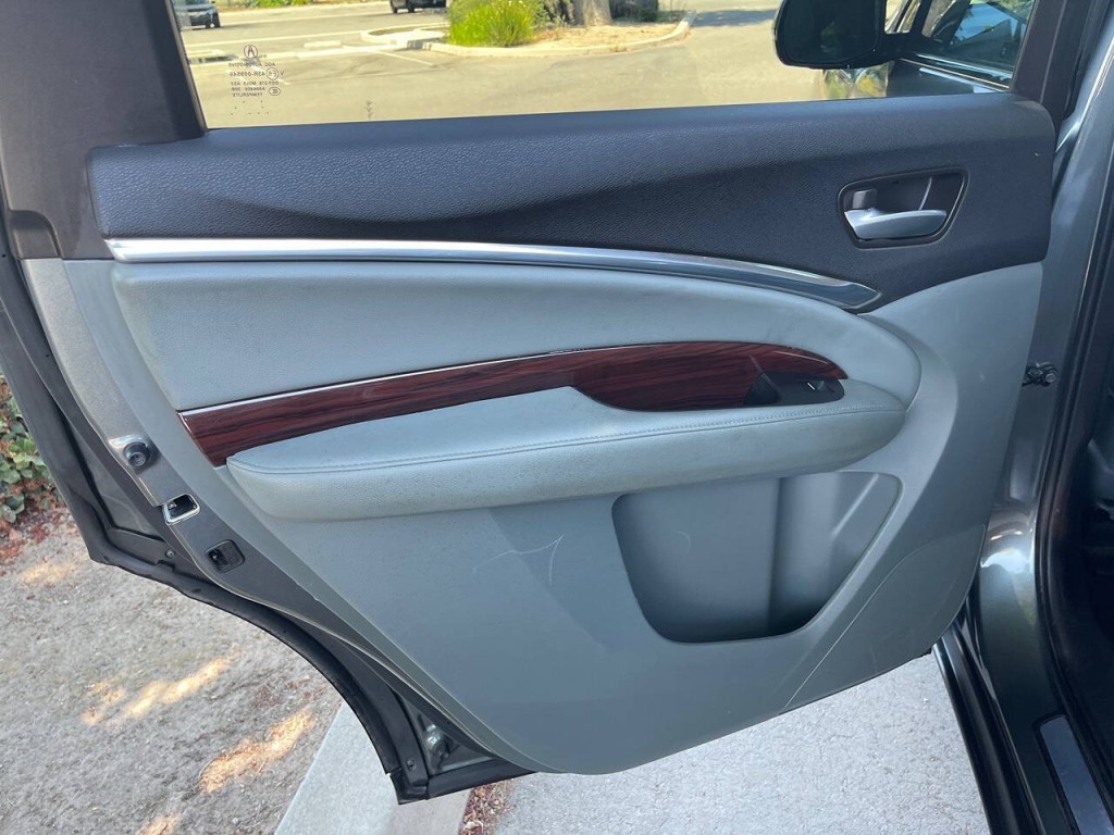 2016 Acura MDX Image 39