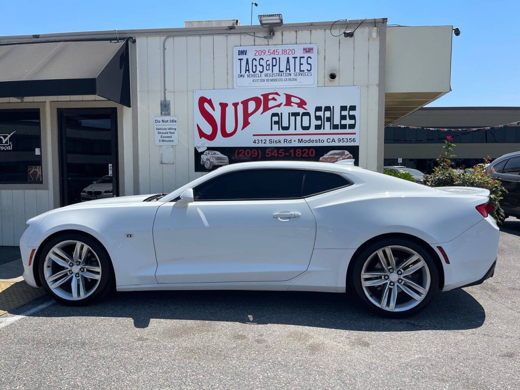 2018 Chevrolet Camaro Image 11