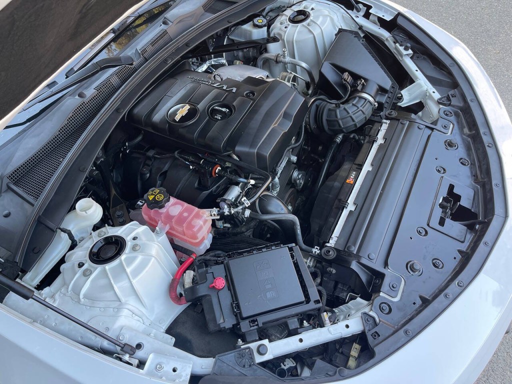 2018 Chevrolet Camaro Image 35