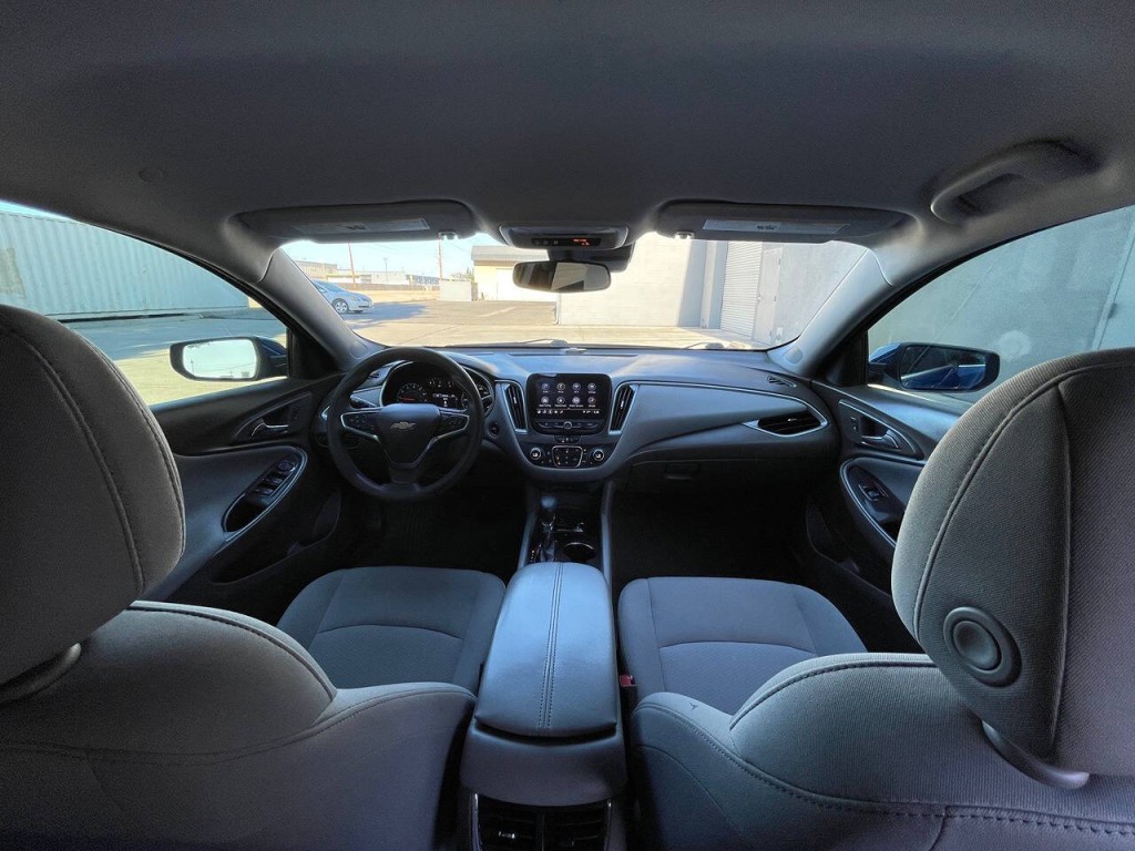 2023 Chevrolet Malibu Image 28