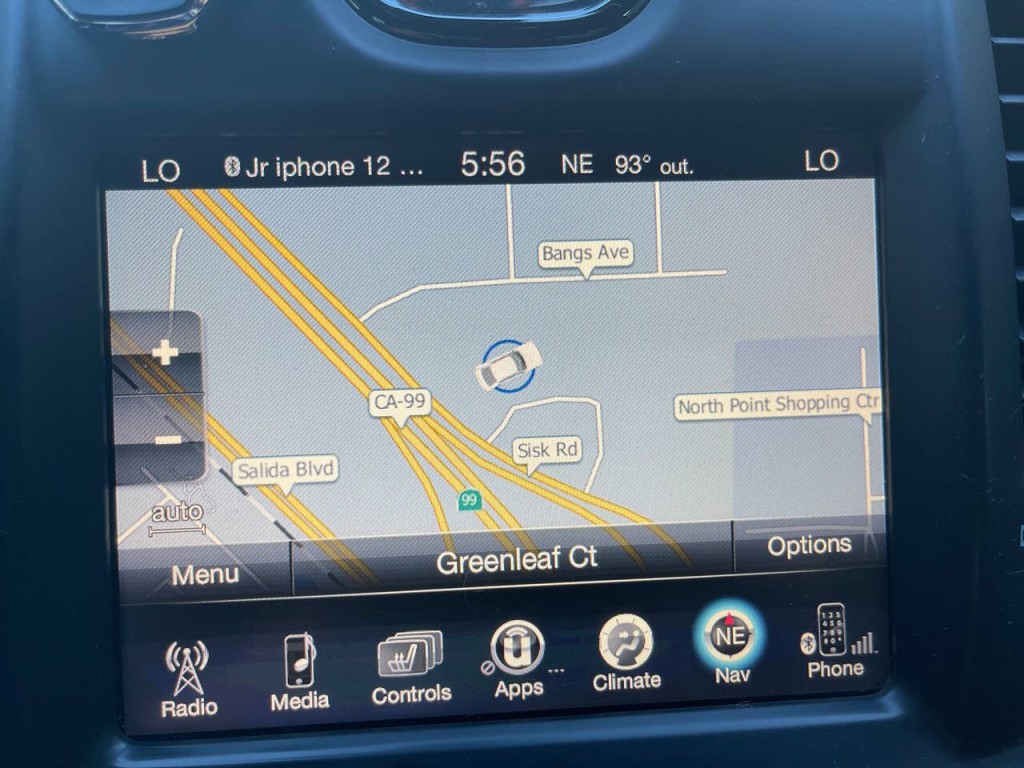 2016 Chrysler 300 Image 18
