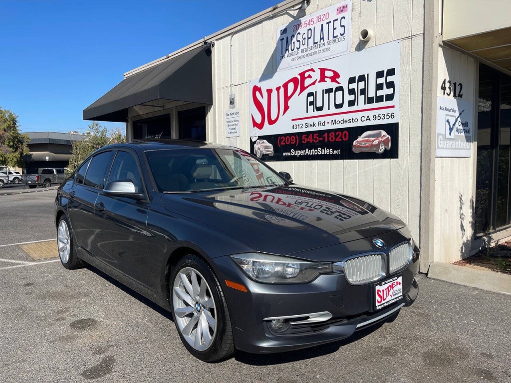 2012 BMW 3 Series Image 27