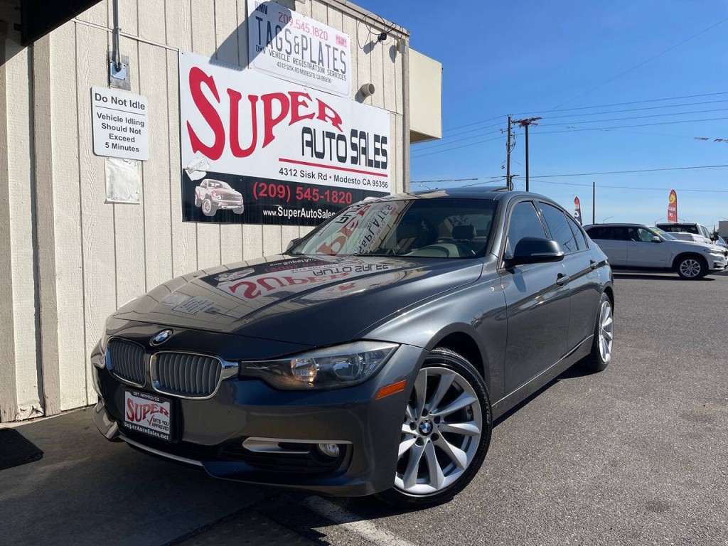 2012 BMW 3 Series Image 6