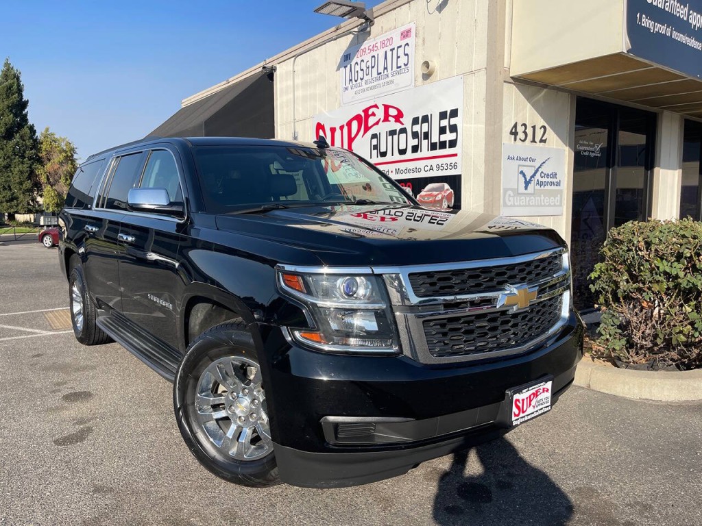 2016 Chevrolet Suburban Image 6