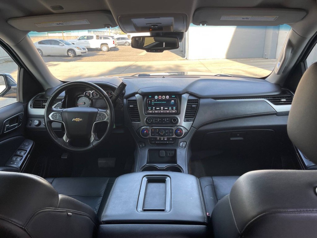 2016 Chevrolet Suburban Image 20