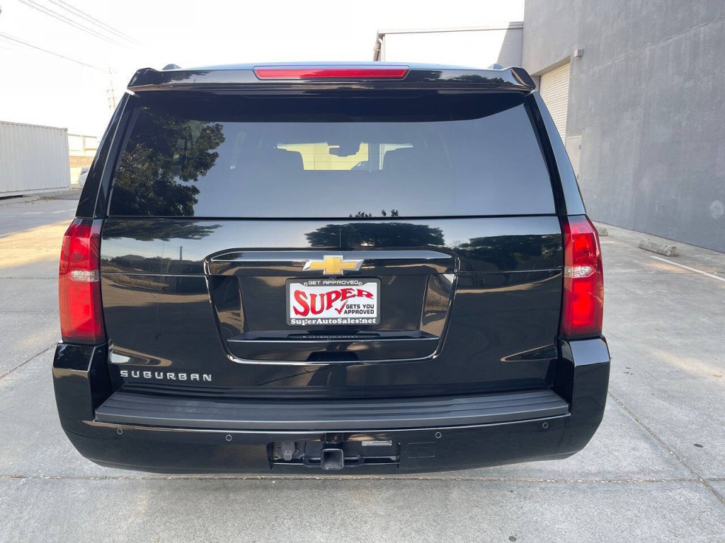 2016 Chevrolet Suburban Image 61