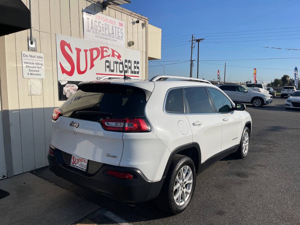 2018 Jeep Cherokee Image 11