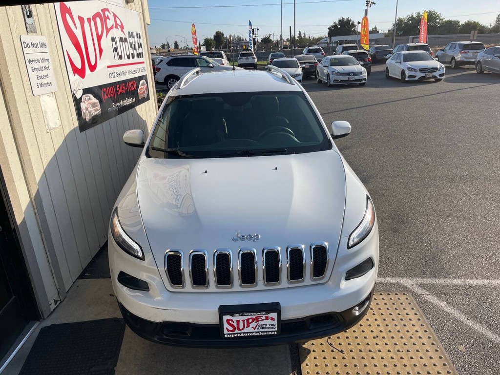 2018 Jeep Cherokee Image 25