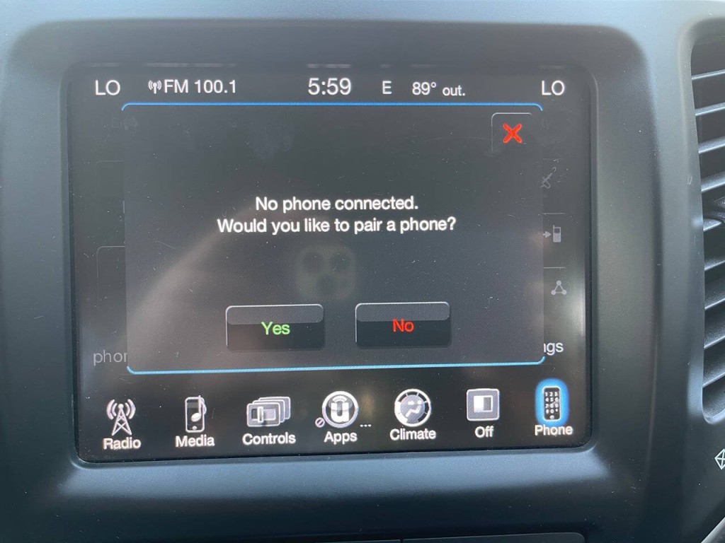 2018 Jeep Cherokee Image 35