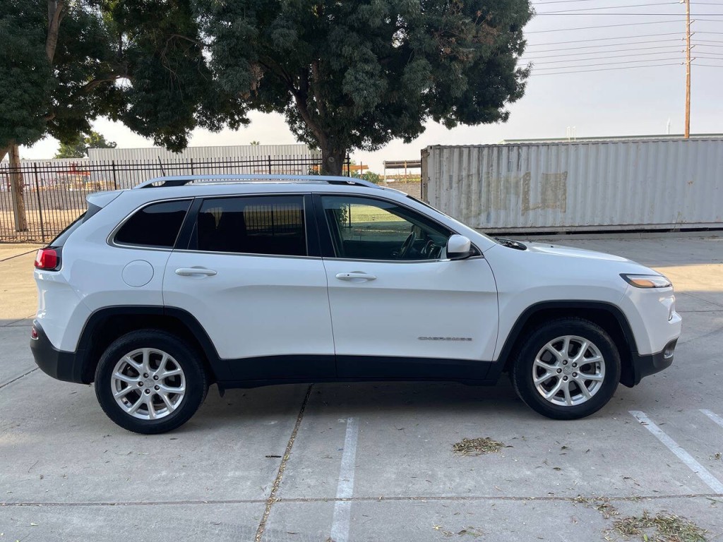 2018 Jeep Cherokee Image 54
