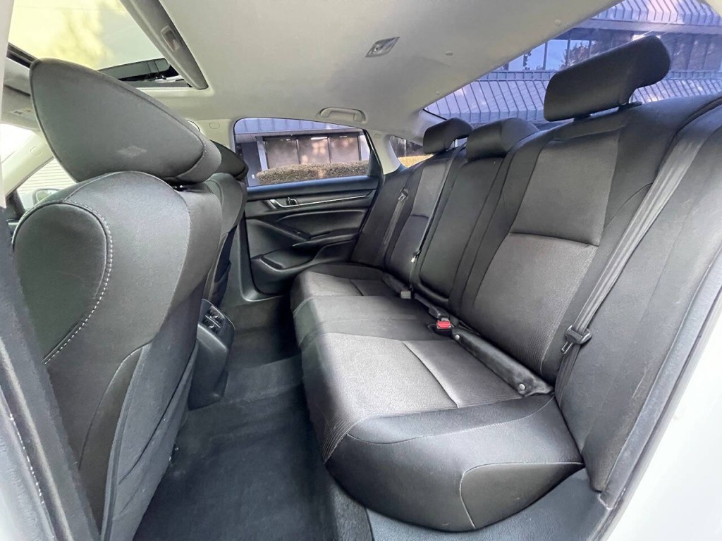 2020 Honda Accord Image 15