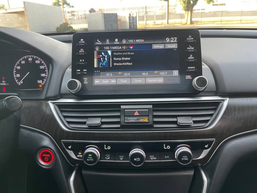 2020 Honda Accord Image 19