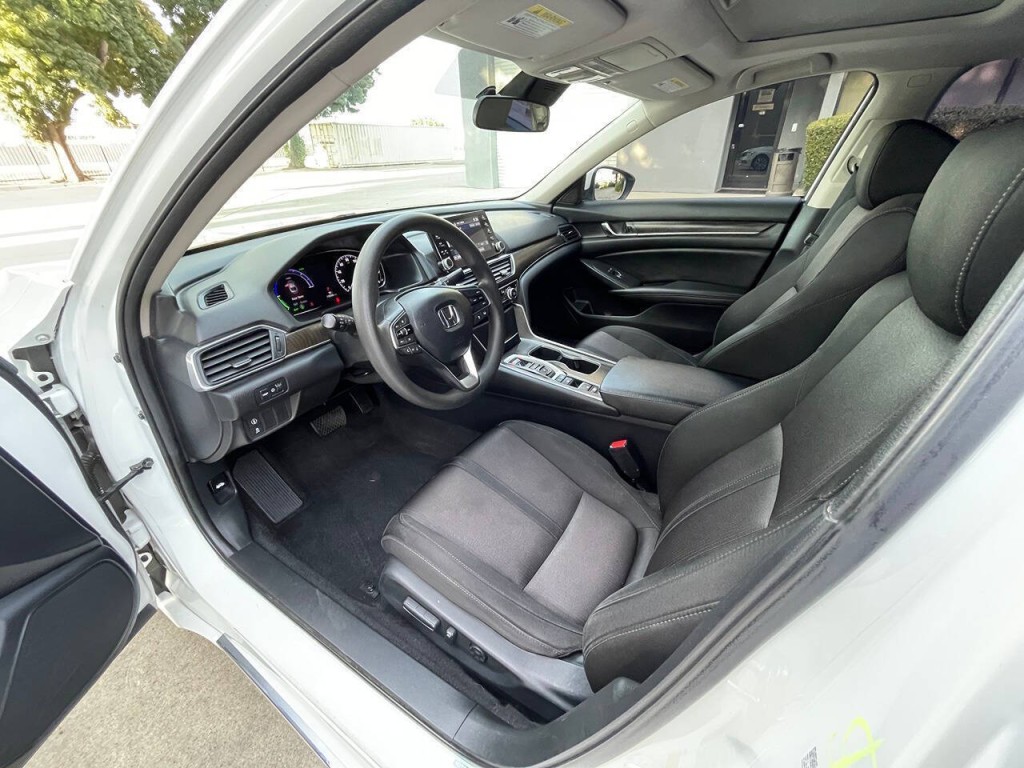 2020 Honda Accord Image 29