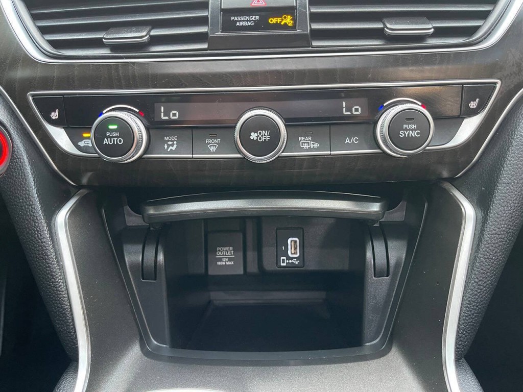 2020 Honda Accord Image 35
