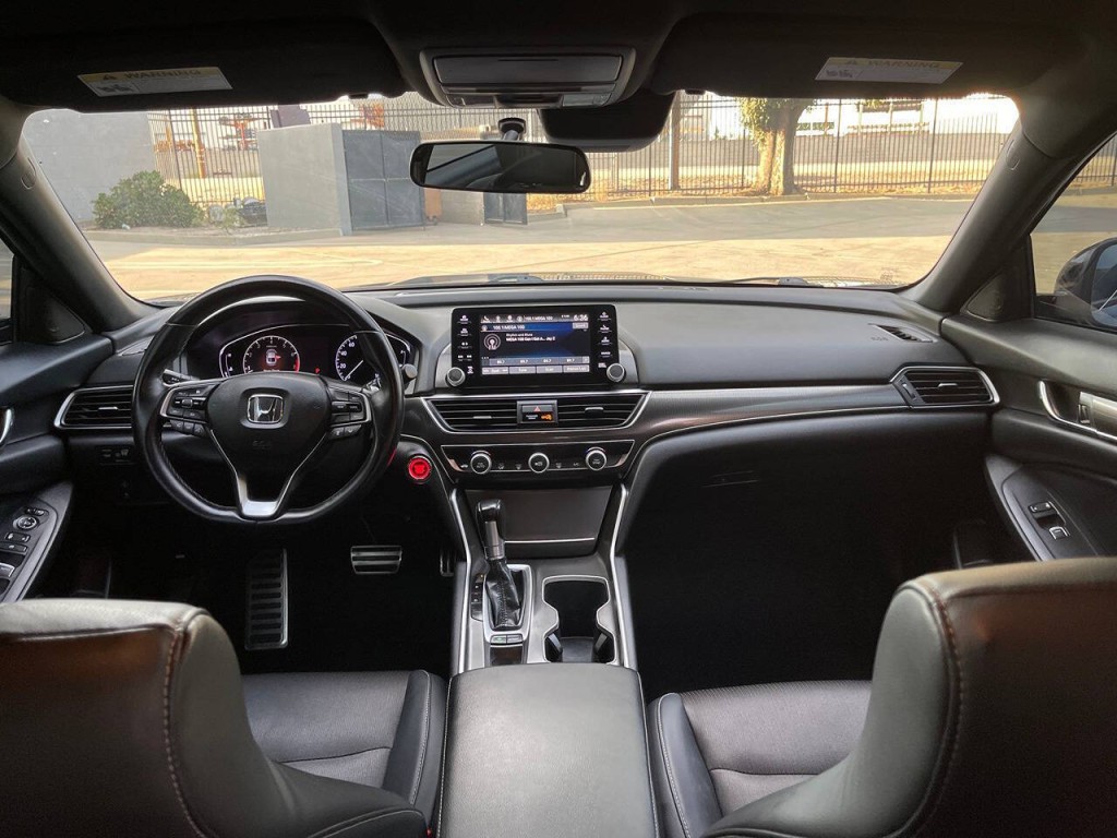 2018 Honda Accord Image 18