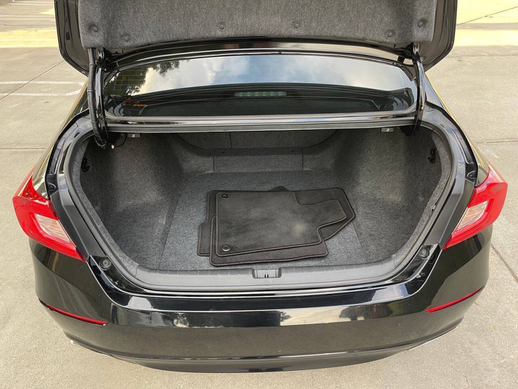 2018 Honda Accord Image 22