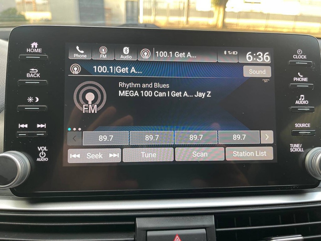 2018 Honda Accord Image 36