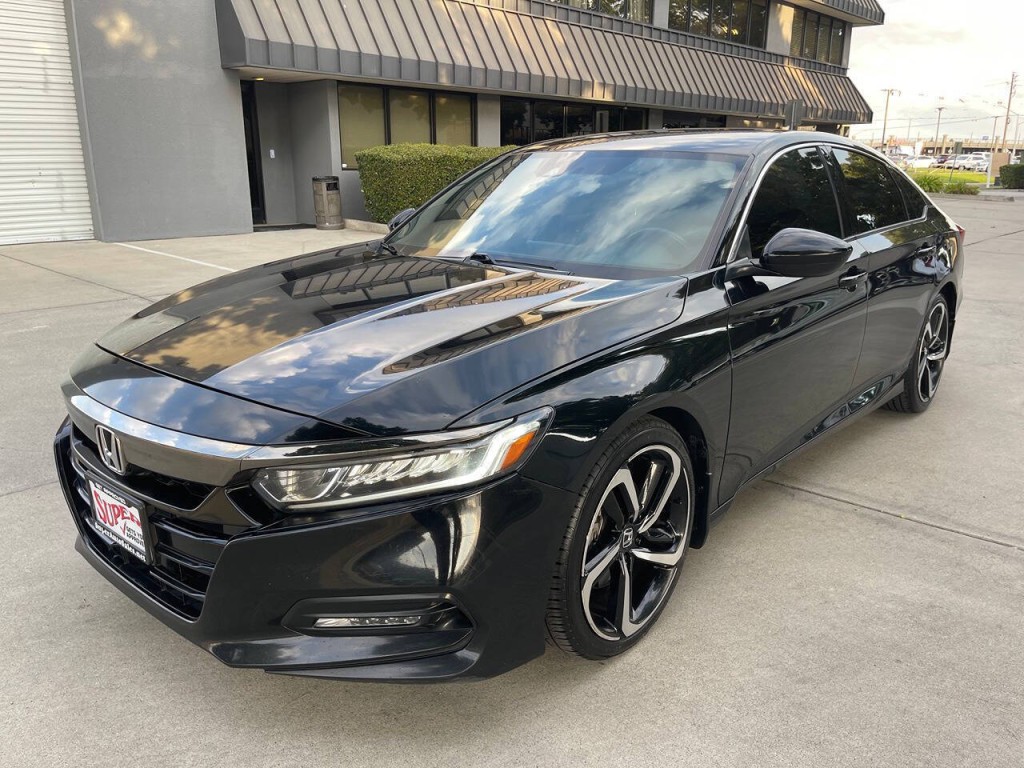 2018 Honda Accord Image 50