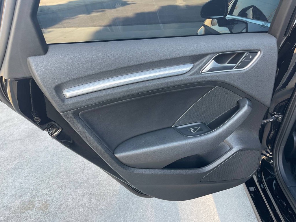 2016 Audi A3 Image 38