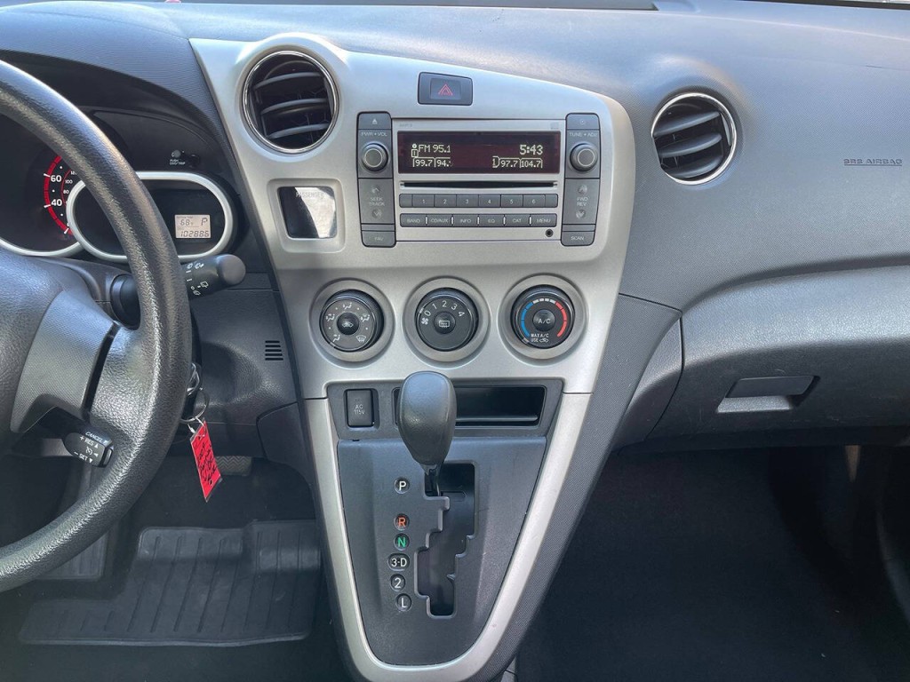 2009 Pontiac Vibe Image 19
