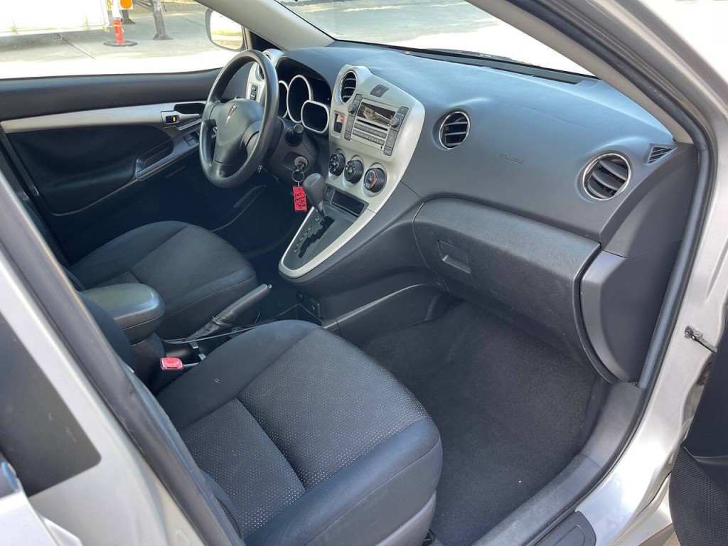 2009 Pontiac Vibe Image 30