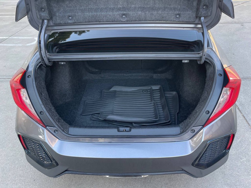 2017 Honda Civic Image 40
