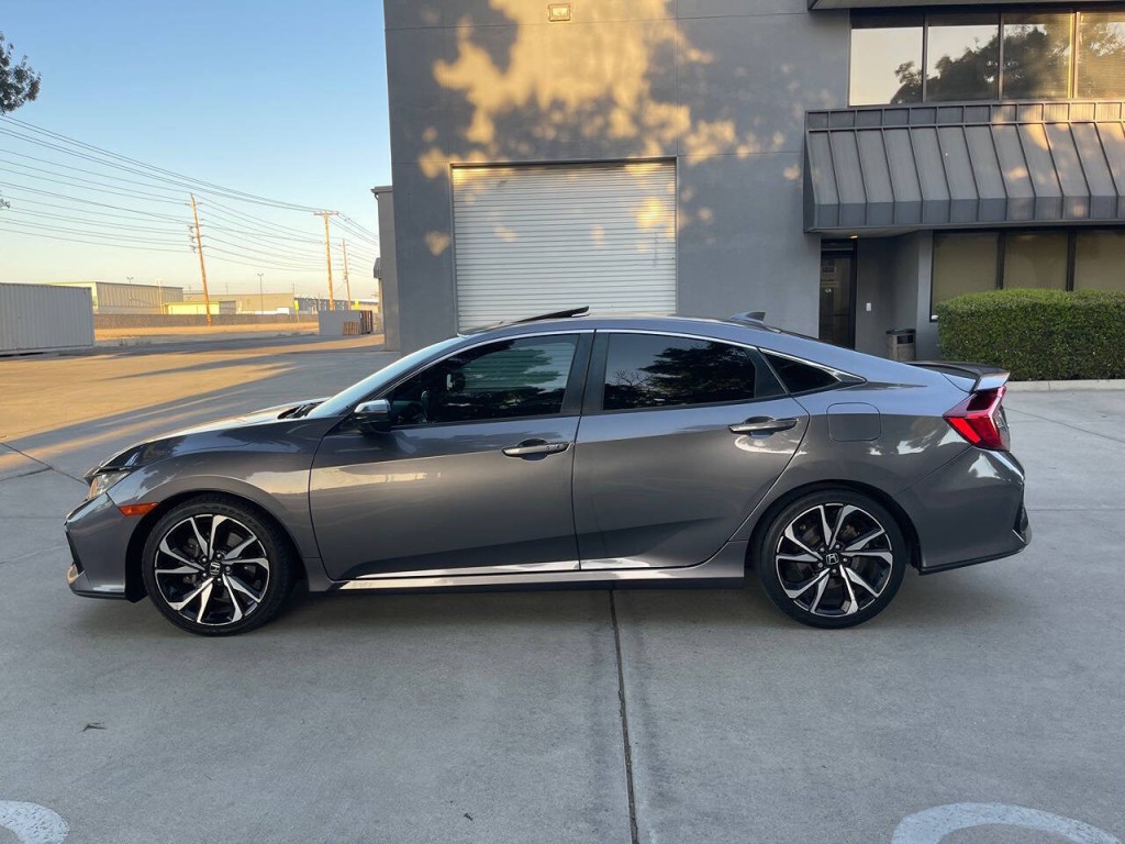 2017 Honda Civic Image 60