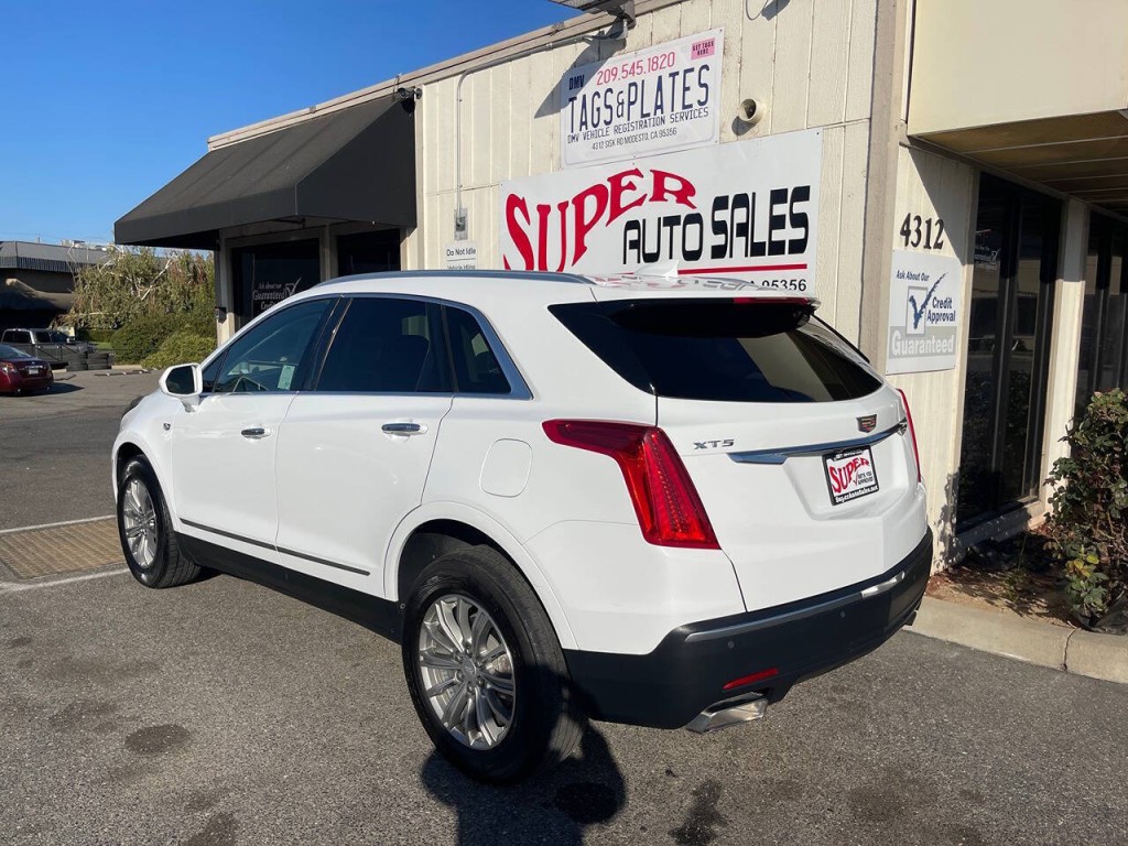 2017 Cadillac XT5 Image 10