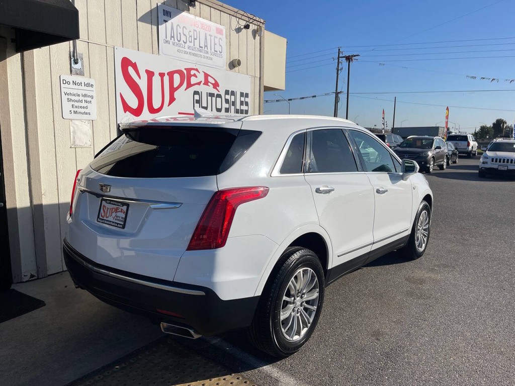 2017 Cadillac XT5 Image 11