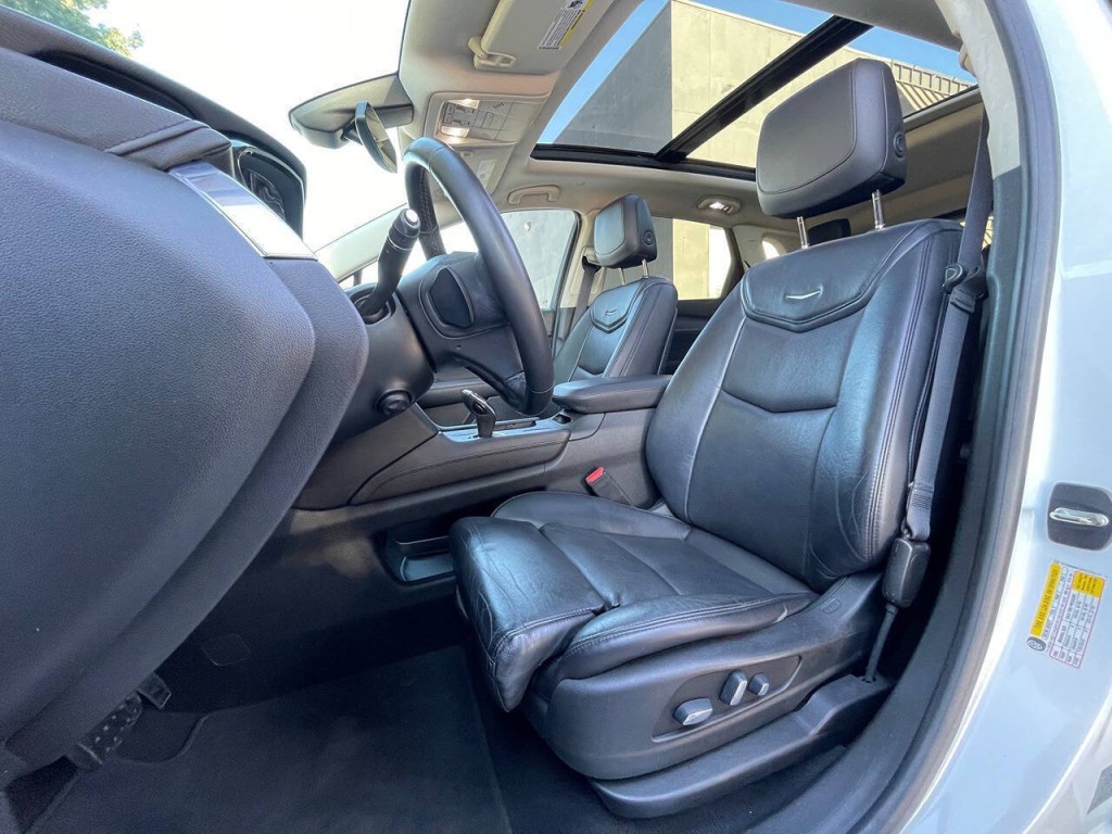 2017 Cadillac XT5 Image 12