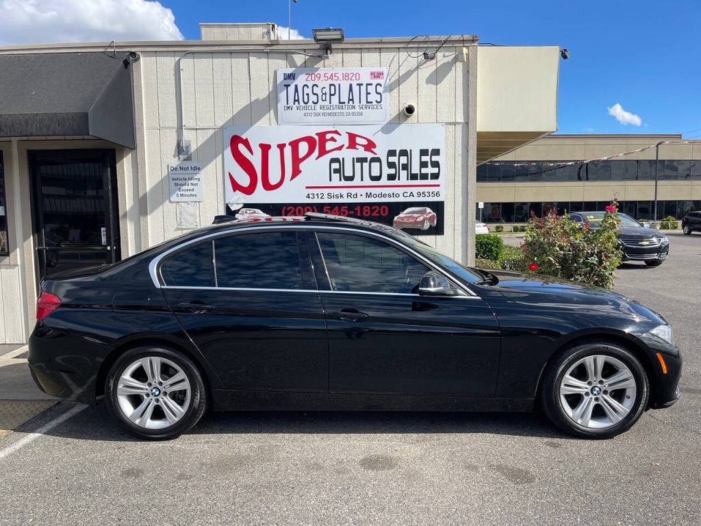 2017 BMW 3 Series Image 7