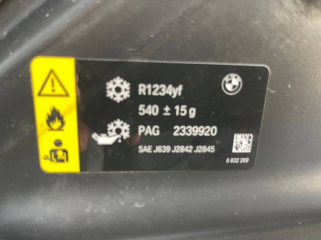 2017 BMW 3 Series Image 42