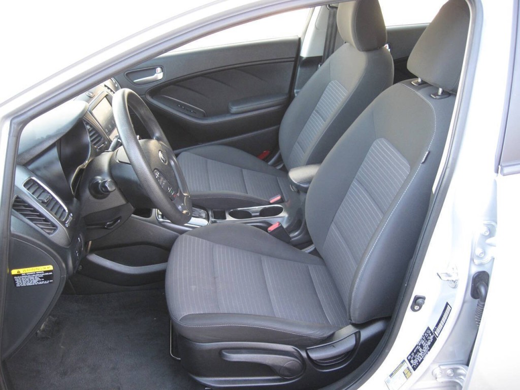 2018 Kia Forte Image 12