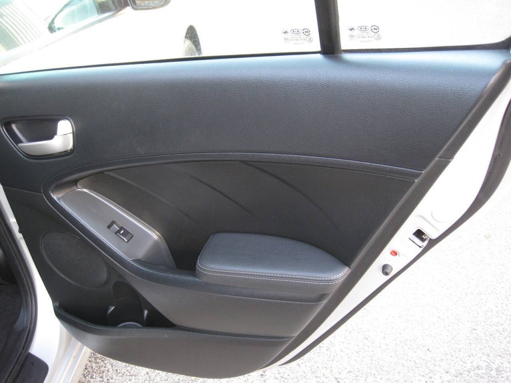 2018 Kia Forte Image 33
