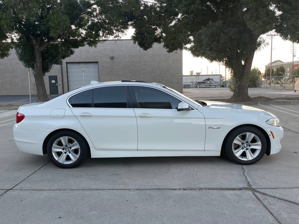 2013 BMW 5 Series Image 56