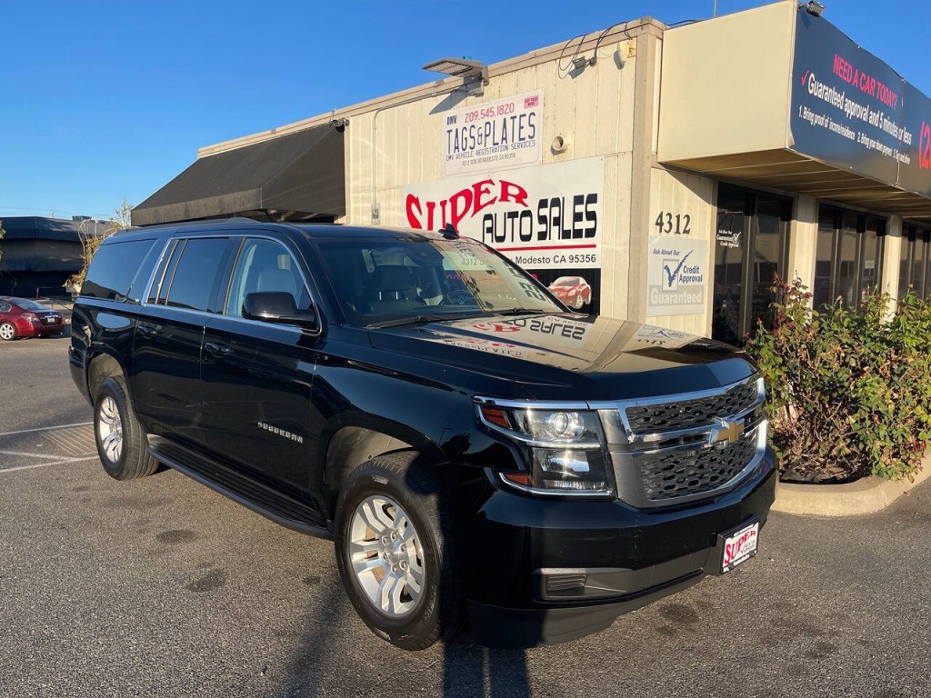 2018 Chevrolet Suburban Image 6