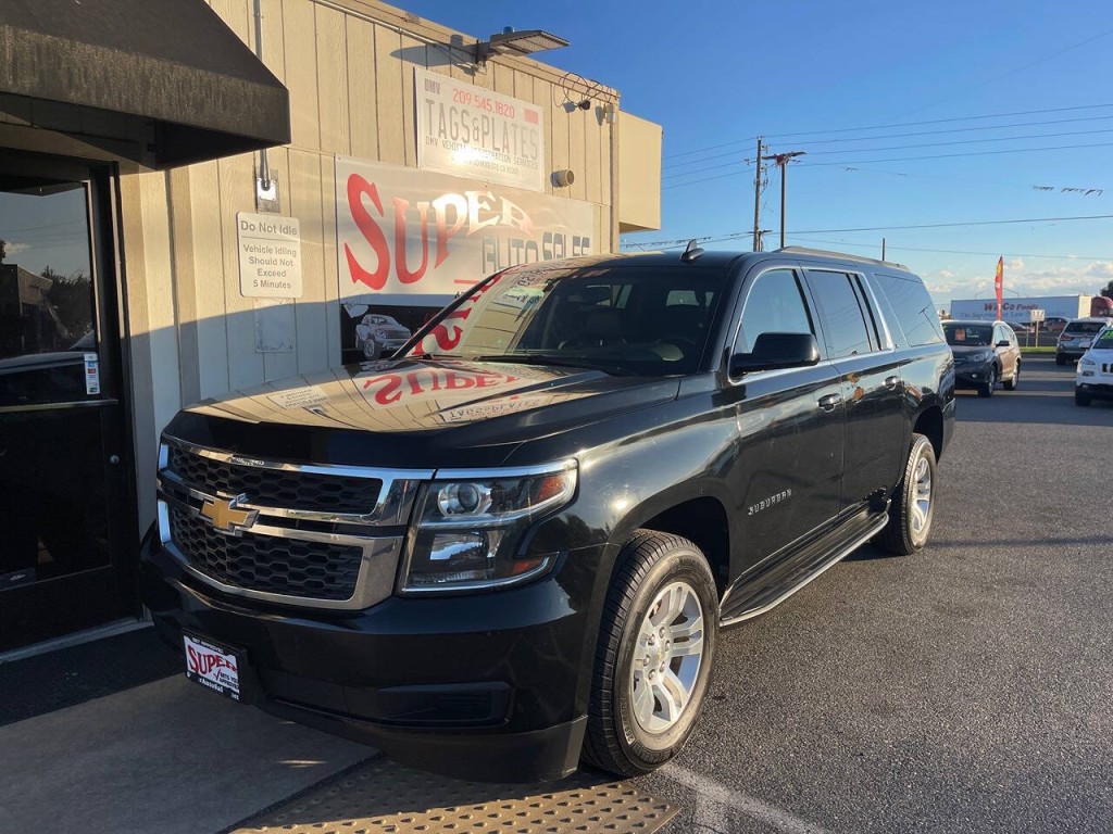 2018 Chevrolet Suburban Image 7