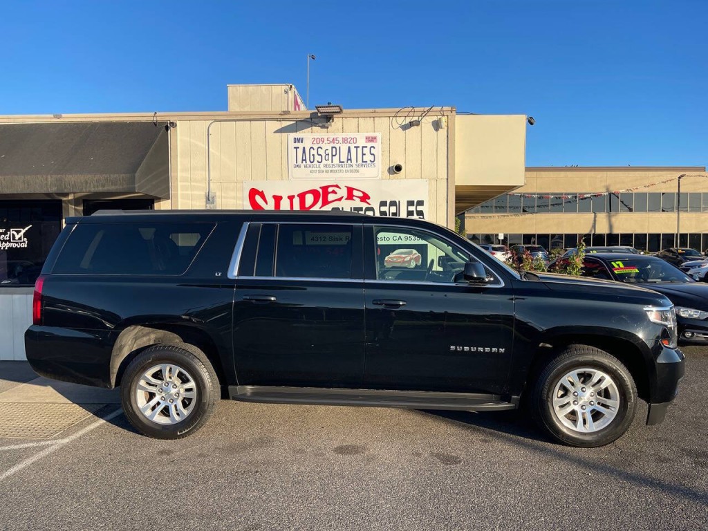 2018 Chevrolet Suburban Image 8