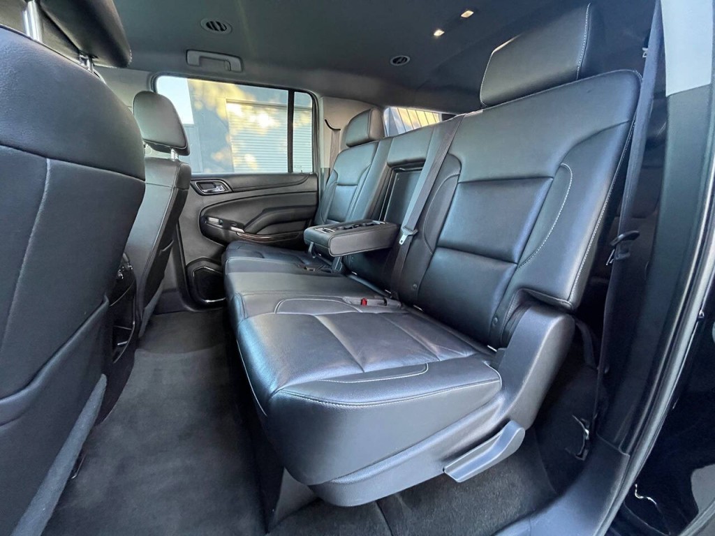 2018 Chevrolet Suburban Image 15