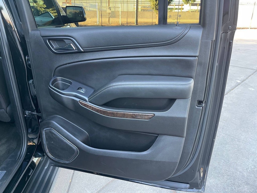 2018 Chevrolet Suburban Image 42